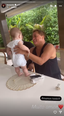 Poliana Rocha compartilhou momento do filho mais novo de Zé Felipe e Virginia com o avô • Instagram/Poliana Rocha