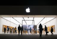 Apple lança iPhone 16e, versão mais barata do iPhone 16; veja preços