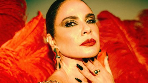 Luciana Gimenez fala sobre procedimento na coluna após o Carnaval