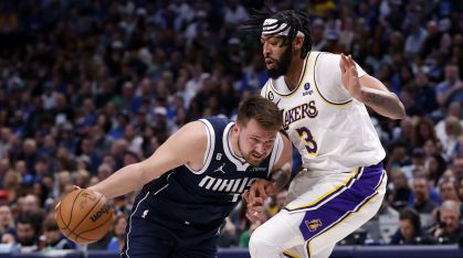 Luka Doncic e Anthony Davis foram envolvidos em uma troca que mexeu com o mercado da NBA