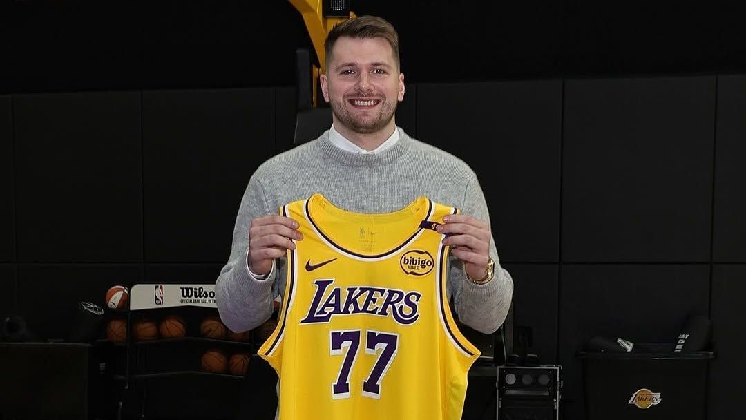 Luka Doncic é o novo camisa 77 dos Los Angeles Lakers