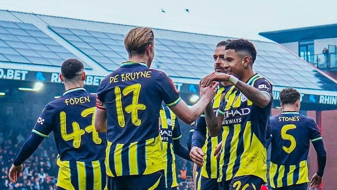 Manchester City venceu o Leyton Orient por 2 a 1 de virada