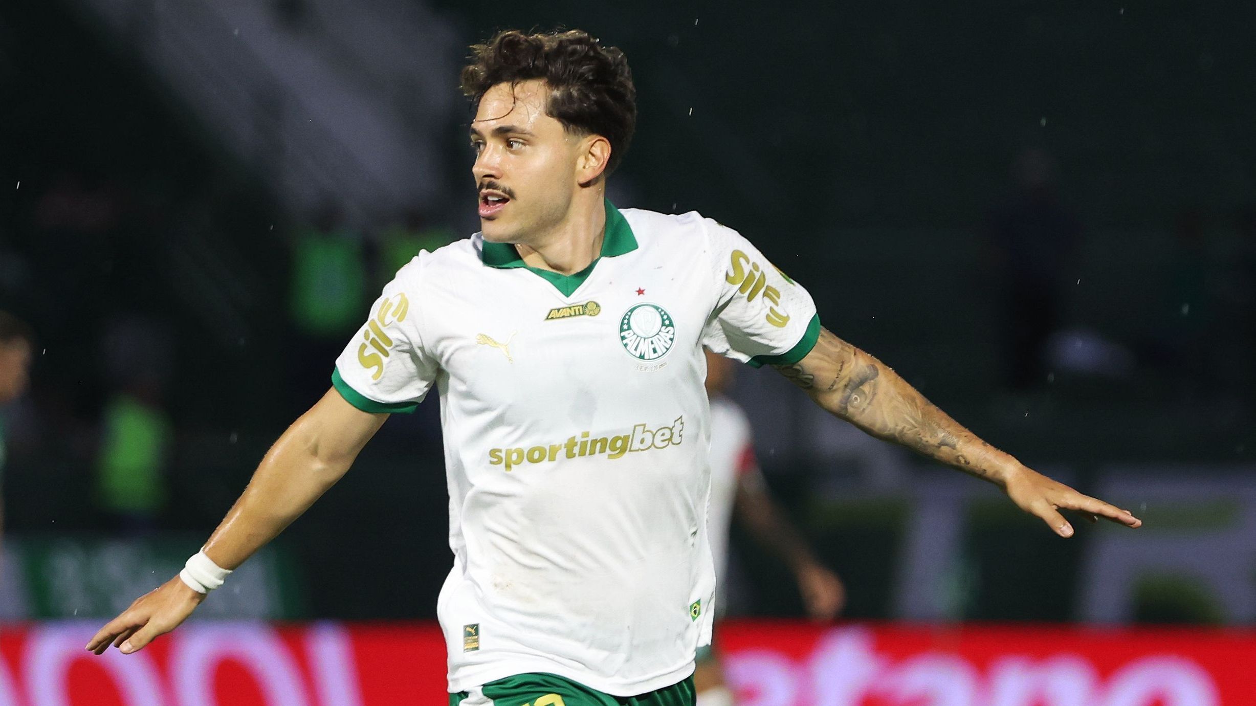 Maurício comemora gol sobre o Guarani pelo Paulistão