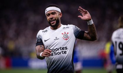 Memphis pediu mais humildade ao time do Corinthians