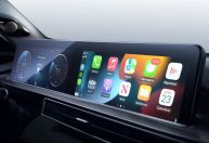 Apple CarPlay permitirá reprodução de vídeos em tela central; entenda