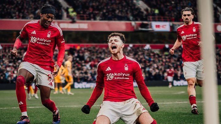 Neco Williams comemora gol pelo Forest • Foto: Divulgação/ @NFFC