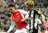 Newcastle elimina Arsenal e vai à final da Copa da Liga Inglesa