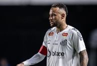 Neymar é cortado da Seleção e possível lesão pode durar até 6 meses