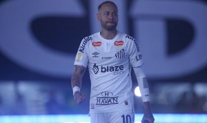 Neymar reestreou pelo Santos contra o Botafogo-SP