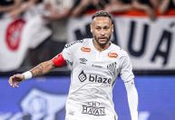 “Buscando nossa melhor versão”, diz Neymar sobre derrota para o Corinthians