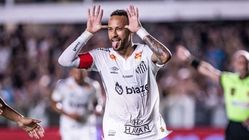 Neymar comemora gol