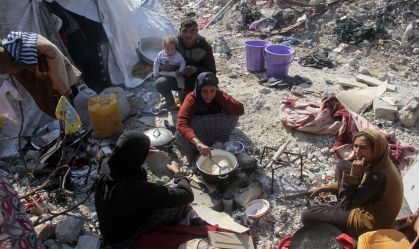 Crise humanitária em Gaza se agrava após um mês de bloqueio israelense