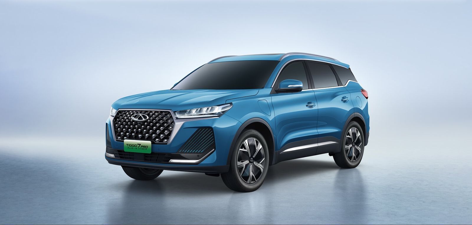 Tiggo 7 PHEV terá novo para-choque frontal