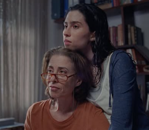 Olivia Torres em Ainda Estou Aqui • Reprodução/Instagram