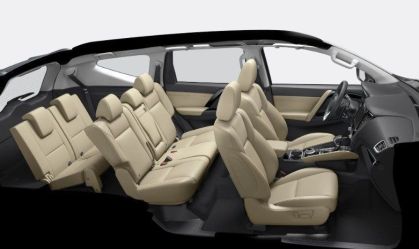 Interior do Pajero Sport 2025