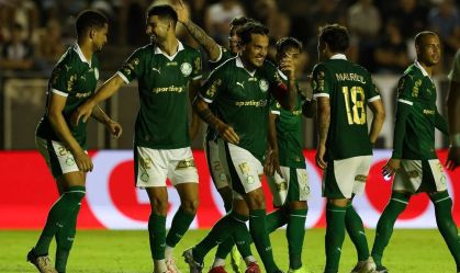 Palmeiras comemora contra a Inter de Limeira