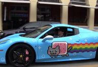 Por que algumas pessoas são proibidas de comprar uma Ferrari?