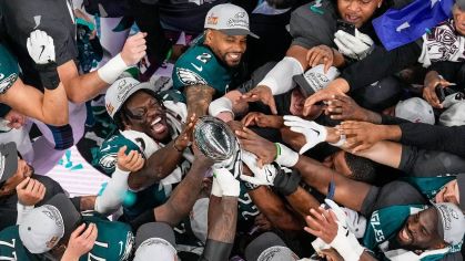 Jogadores do Philadelphia Eagles comemoram título da NFL