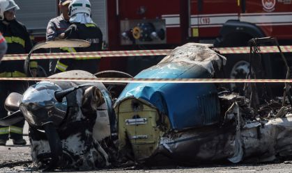 Destroços do avião que caiu na Barra Funda, zona oeste de São Paulo