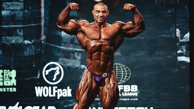 Rafael Brandão ficou em oitavo lugar no Mr. Olympia 2024