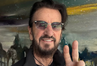 Ringo Starr agradece após vitória dos Beatles no Grammy: "Batida continua"