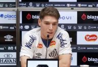 Rollheiser revela escolha pelo Santos: "Botafogo não tinha técnico"