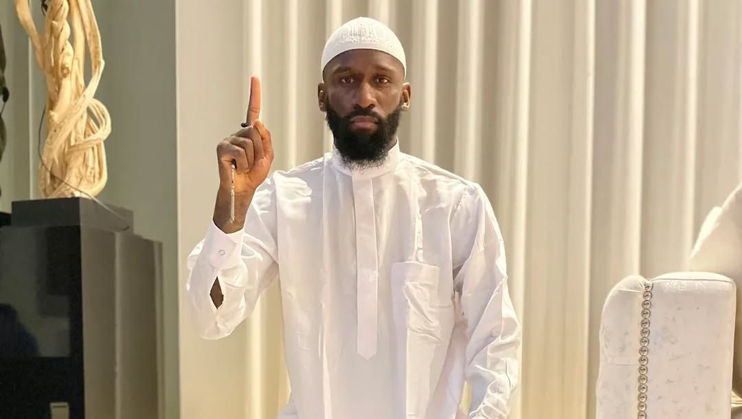 Antonio Rudiger, do Real Madrid, é praticante do Ramadã • Foto: Reprodução/ Instagram