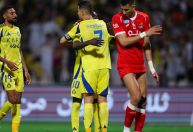 Em busca do milésimo, Cristiano Ronaldo “doa” pênalti para Mané; entenda