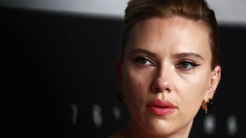 Scarlett declarou que está preocupada com a segurança das pessoas ameaçadas por conteúdos criados por IA
