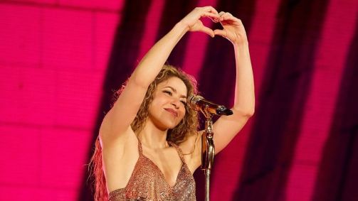 Shakira agradece fãs após show em São Paulo