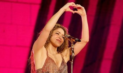 Shakira agradece fãs após show em São Paulo