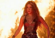Shakira mantém show em Lima nesta segunda (17) após cancelamento