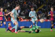 Barcelona e Atlético empatam em jogo de oito gols pela Copa do Rei