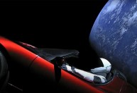 Astrônomos confundem carro de Elon Musk com um asteroide; entenda