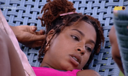 Thamiris citou que desavença com a atriz tem raízes em seu passado