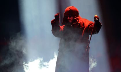 Grammy: após treta e boicote, The Weeknd faz as pazes e canta na premiação