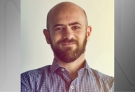 Influencer Tiba Camargos sofre acidente ao salvar filho de afogamento