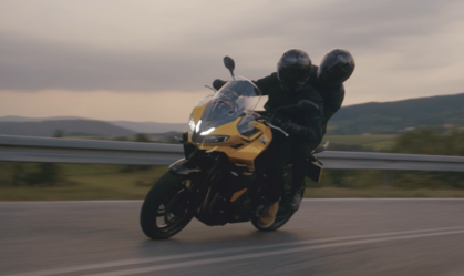 Nova Triumph Tiger Sport 800 tem potência de SUV compacto