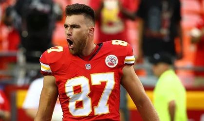 "Uma grande honra", diz Travis Kelce sobre presença de Trump no Super Bowl