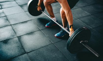 Treino por grupo muscular ou todos de uma vez: o que é melhor?