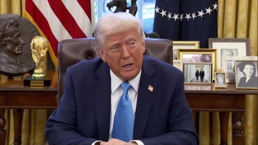 Presidente dos Estados Unidos retomou política de "pressão máxima" contra Teerã e assinou um memorando para impedir o Irã de ter arma nuclear.