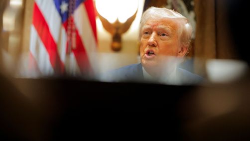 Donald Trump realiza primeira reunião de gabinete desde que retornou à Casa Branca em janeiro.