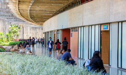 Negócios e direito: veja os cursos superiores mais procurados do Brasil