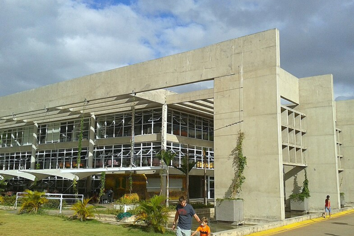 A BVL foi construída na área do antigo depósito de resíduos da Ceagesp • Dornicke/CreativeCommons