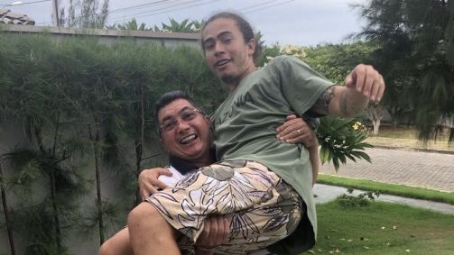 Hidelbrando usou as redes sociais para se dizer orgulhoso da decisão do influenciador cuidar da saúde mental