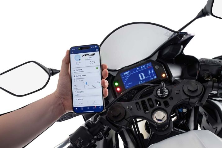 Yamaha R3 chega ao mercado por R$ 36.990 • Divulgação
