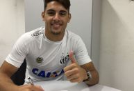Com Yuri Alberto, Corinthians provoca Santos: "Deu tudo certo"