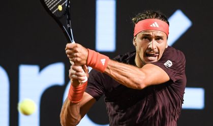 Alexander Zverev leva susto de Bu, mas vence chinês em estreia no Rio Open