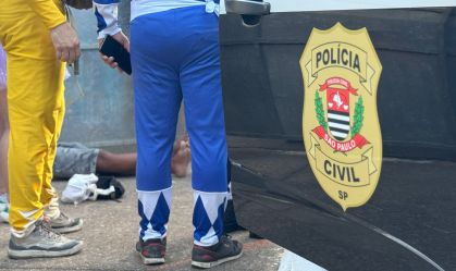 2/3/2025: Policiais fantasiados de "PowerRangers" prendem 3 e recuperam 11 celulares em Carnaval de rua na região do Parque Ibirapuera, em São Paulo