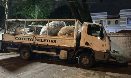2 toneladas de cocaína são apreendidas em caminhão de reciclagem no Guarujá